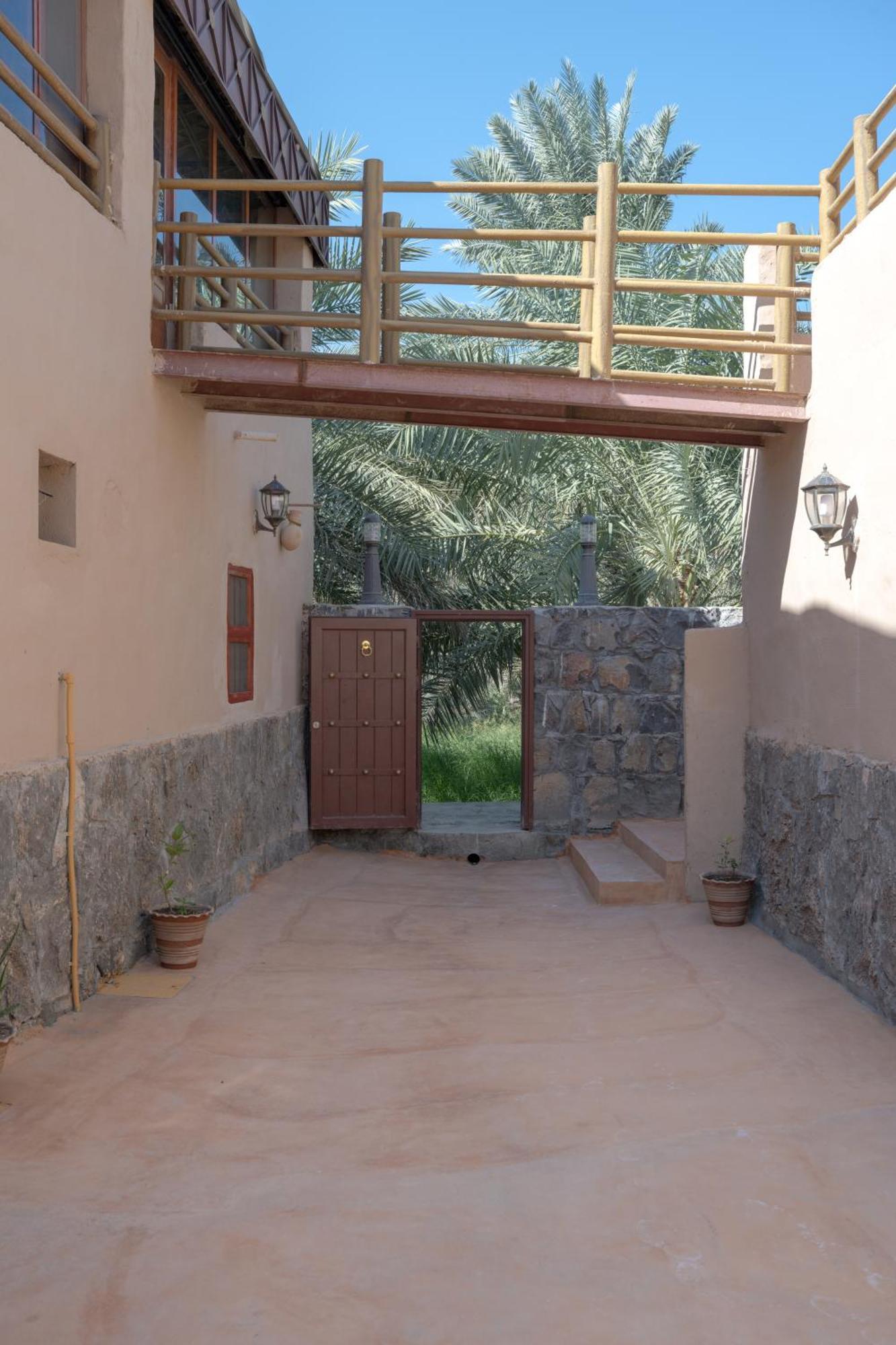 بيت نُزل السلام Bait Salam Inn Al Hamra ภายนอก รูปภาพ